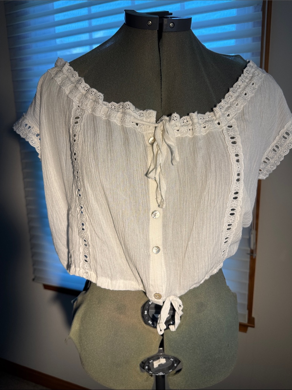 Angel Kiss White Eyelet Lace-Trim Button Front Crop Top